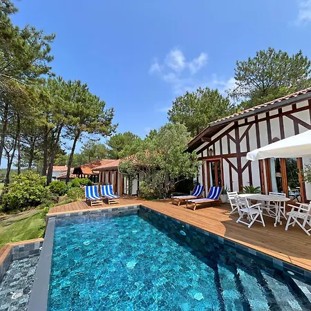 Hau'oli, 4 Chambres, Spacieuse, Piscine Privee, Grand Jardin Fleuri Vue Golf Et 8min A Pied De La Villa Moliets-et-Maa